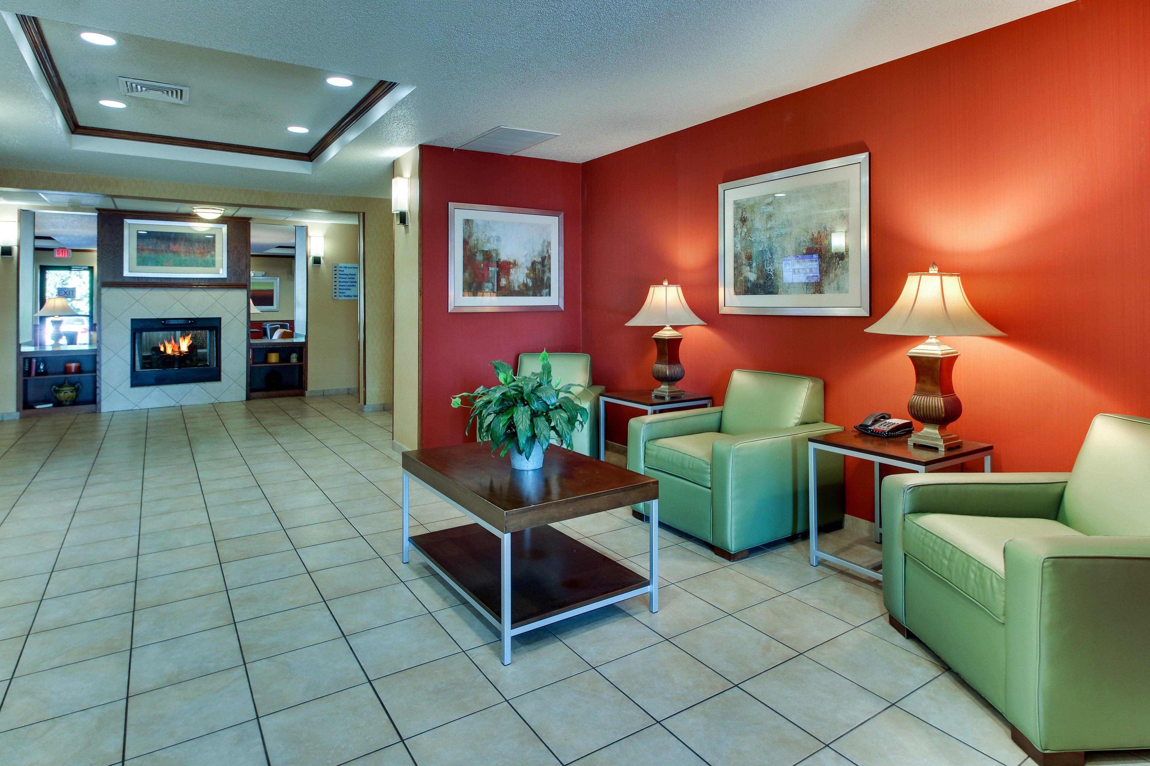 Holiday Inn Express Hotel & Suites Lancaster-Lititz By Ihg Esterno foto