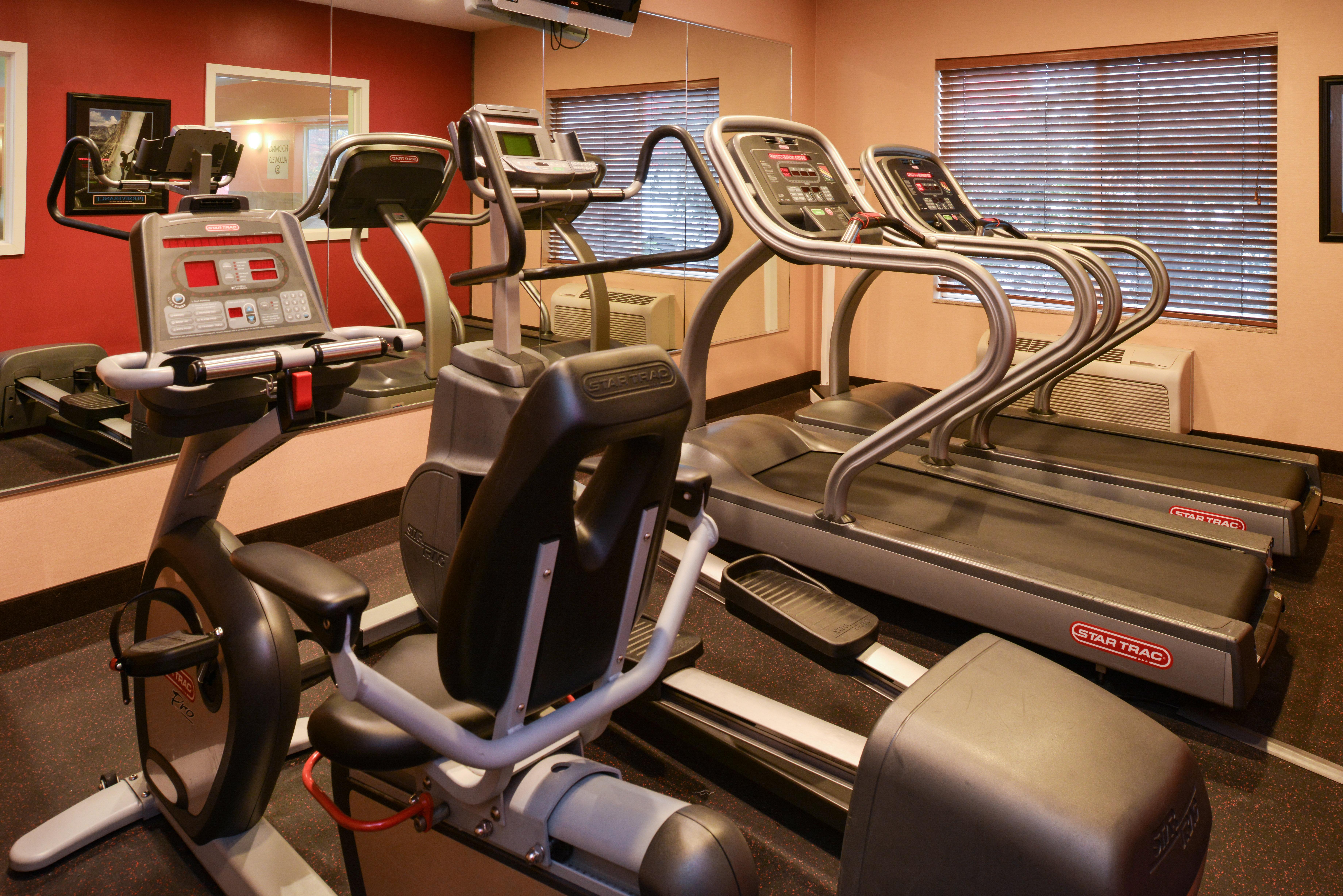 Holiday Inn Express Hotel & Suites Lancaster-Lititz By Ihg Esterno foto
