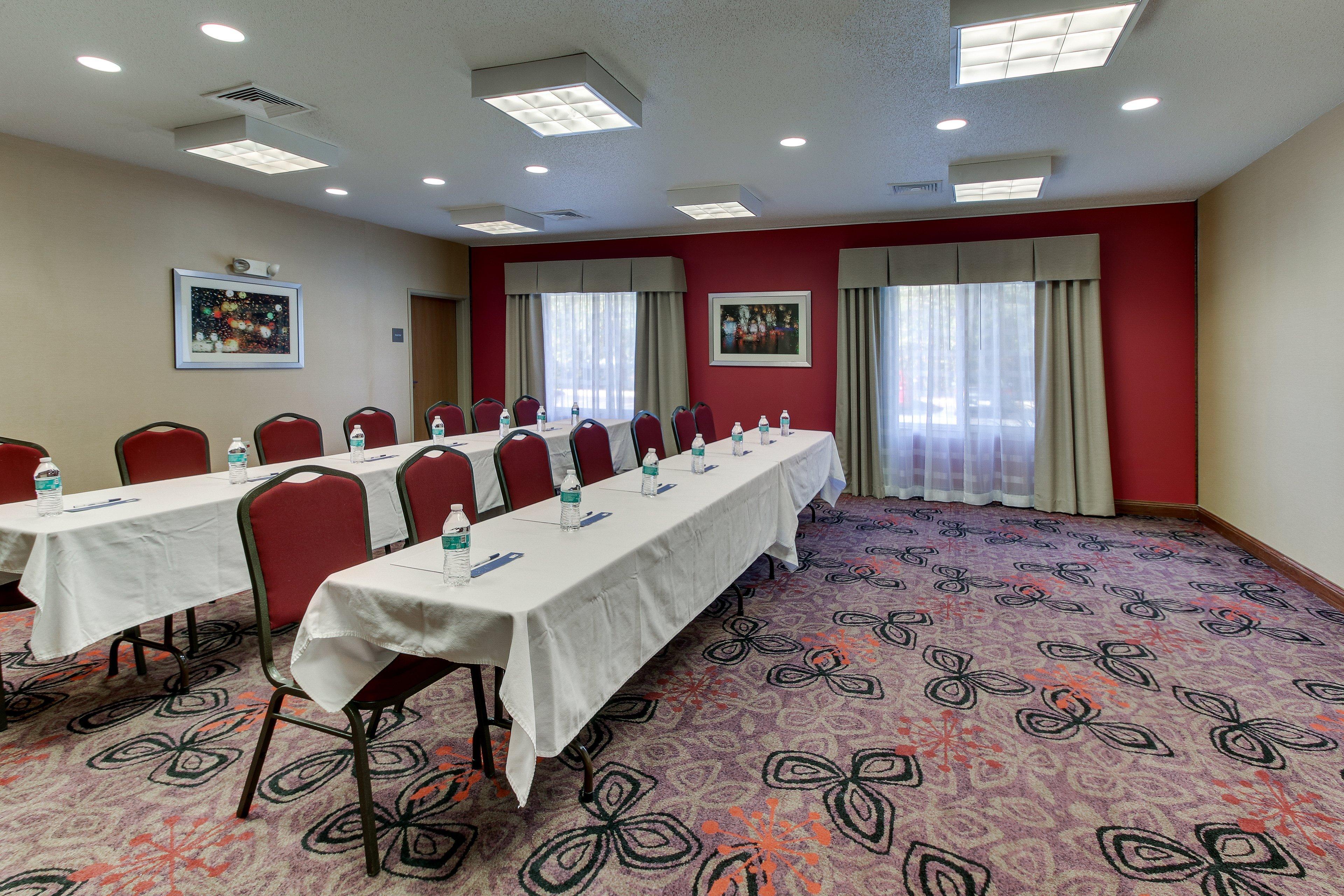 Holiday Inn Express Hotel & Suites Lancaster-Lititz By Ihg Esterno foto